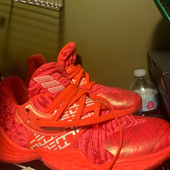 Adidas Harden Vol. 4 - Picture 2 of 3